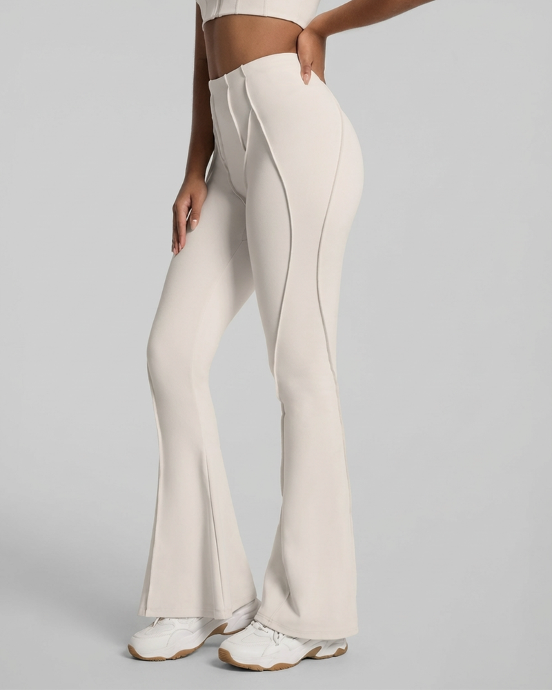 Calça Retrô Flare Off-White