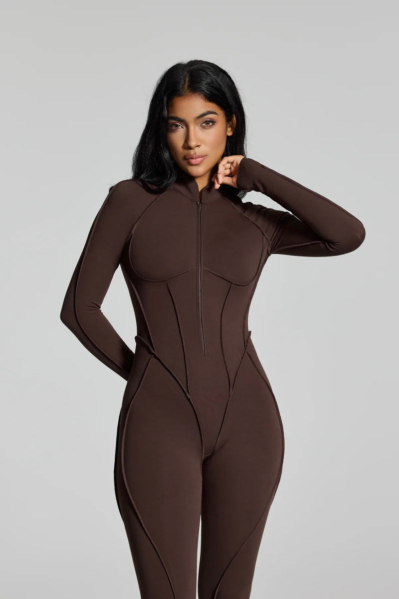 Macacao Manga Longa Costuras Retro Marrom Mocha
