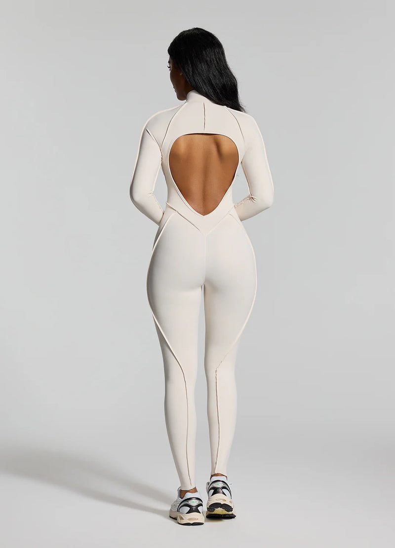 Macacao Manga Longa Costuras Retro Off-White