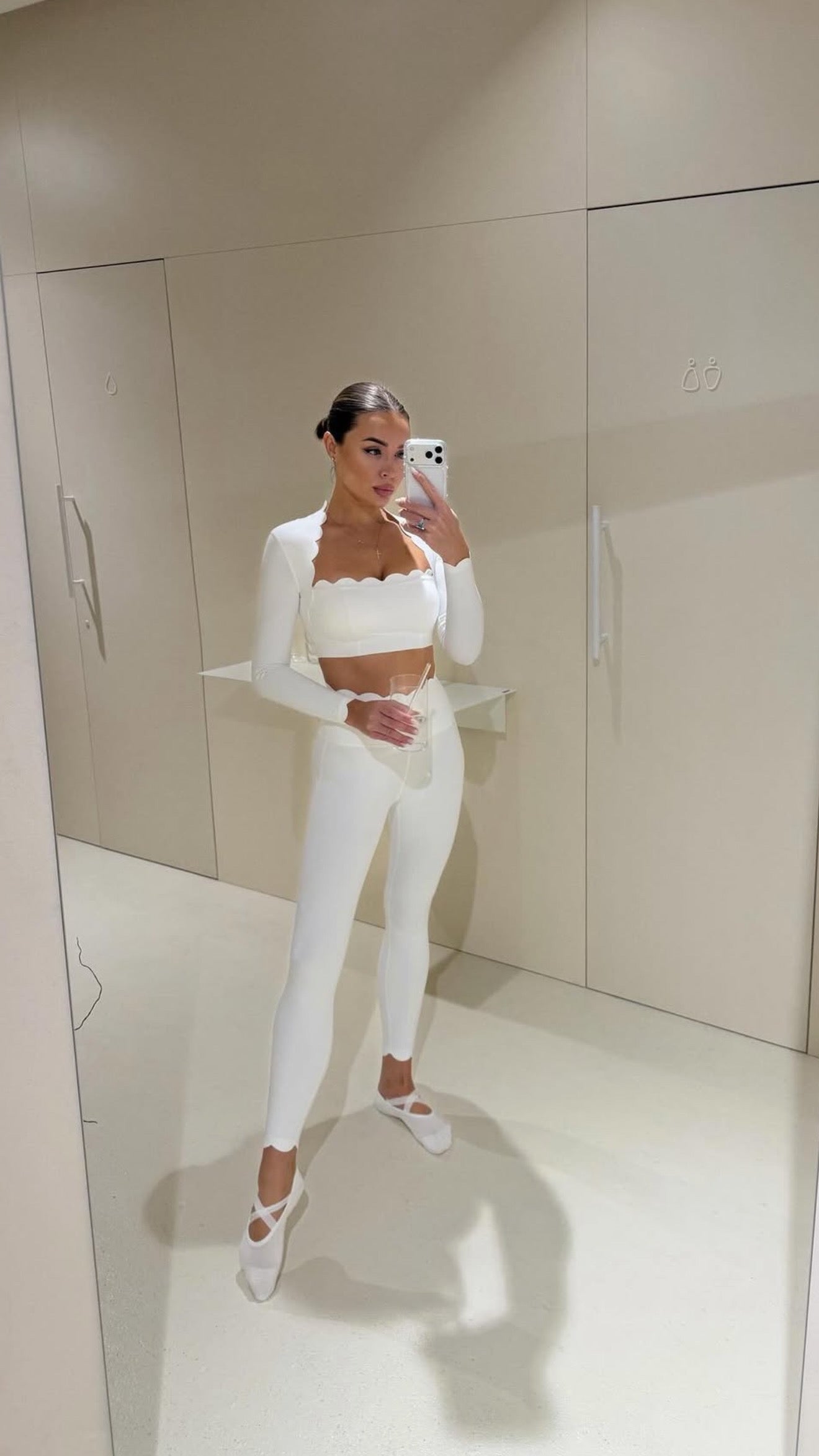 Top Pétala Manga Longa Branco