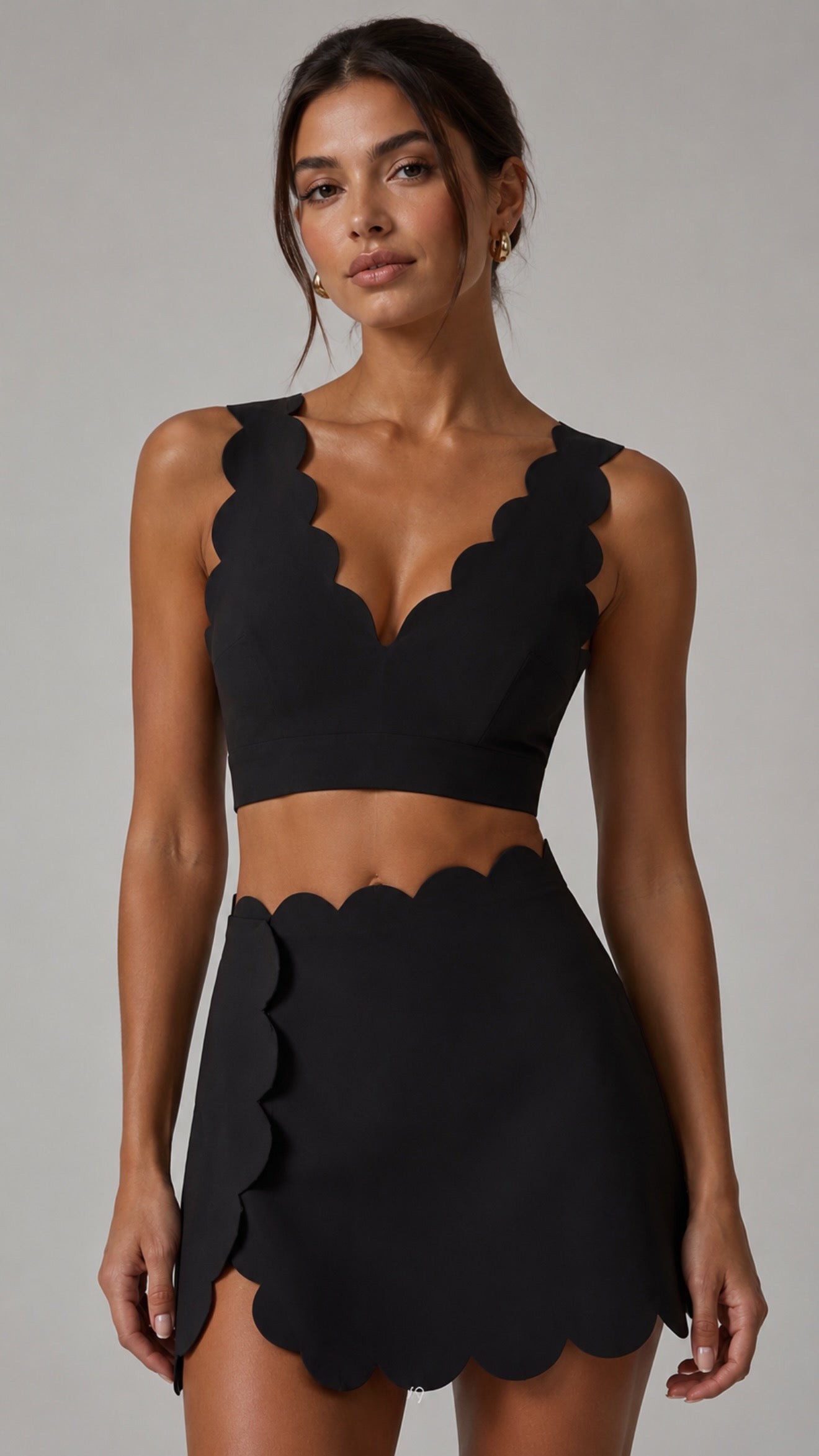 Top Pétala Decote V - Preto
