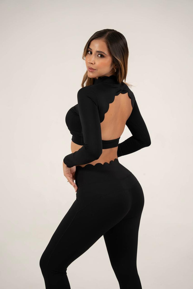 Top Pétala Gola Alta Preto
