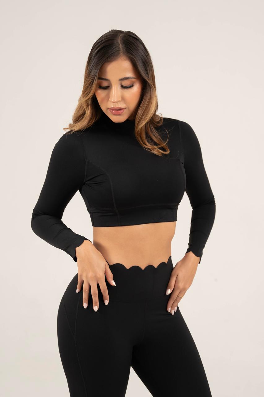 Top Pétala Manga Longa Preto